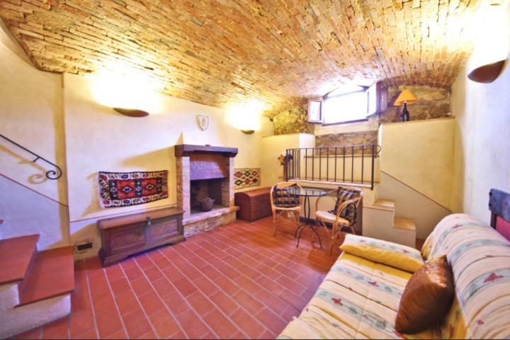 B&B Camere La Vite ปีเอนซา ภายนอก รูปภาพ