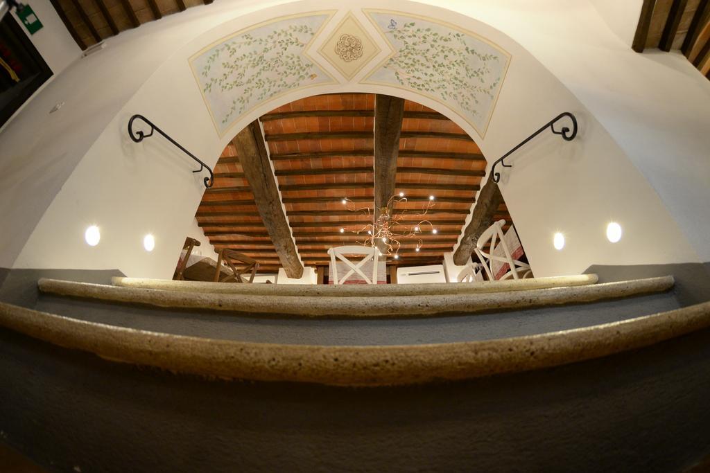 B&B Camere La Vite ปีเอนซา ภายนอก รูปภาพ
