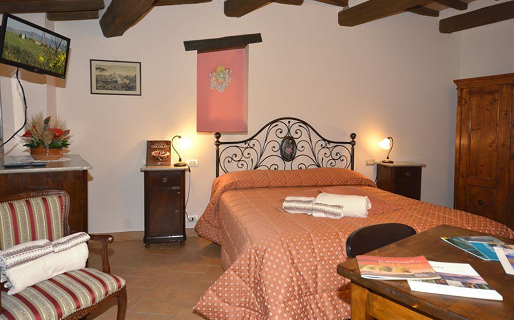 B&B Camere La Vite ปีเอนซา ภายนอก รูปภาพ